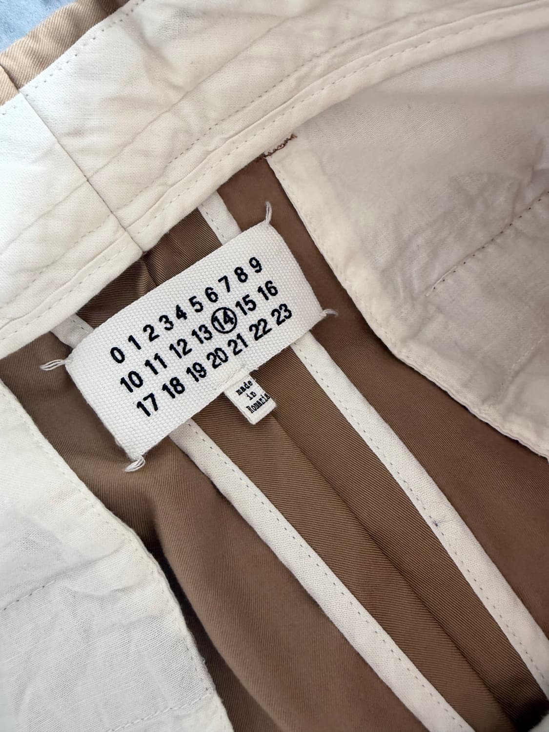 마르지엘라 14번 베이지 치노 팬츠 상품이미지4