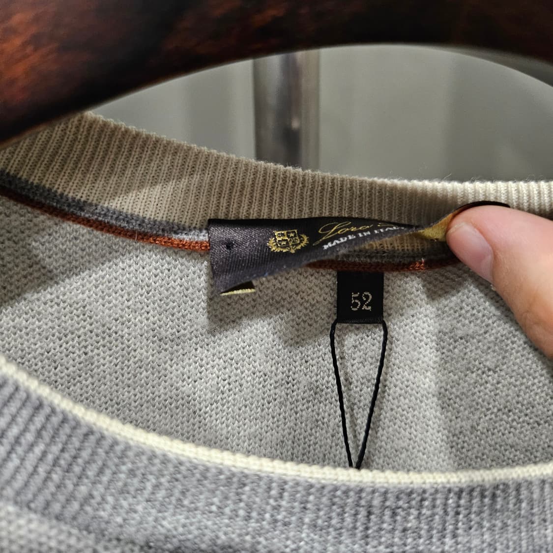 로로피아나 투톤 캐시미어 혼용 니트 상품이미지4