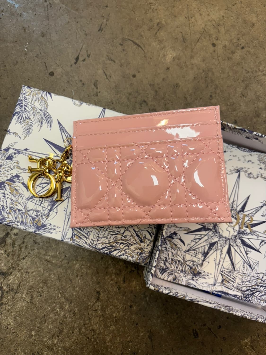 디올 카드지갑 핑크 풀박스 새상품 상품이미지1