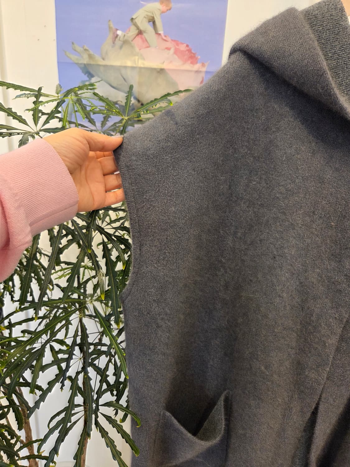 ST.JOHN 센존 라쿤 블렌딩 니트 후드 베스트 상품이미지3