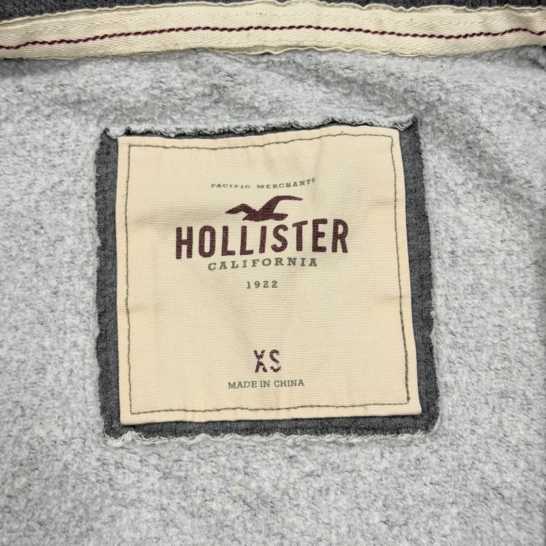 홀리스터 스펠로고 딱붙핏 Y2K 그레이 후드집업 자켓 XS 상품이미지4