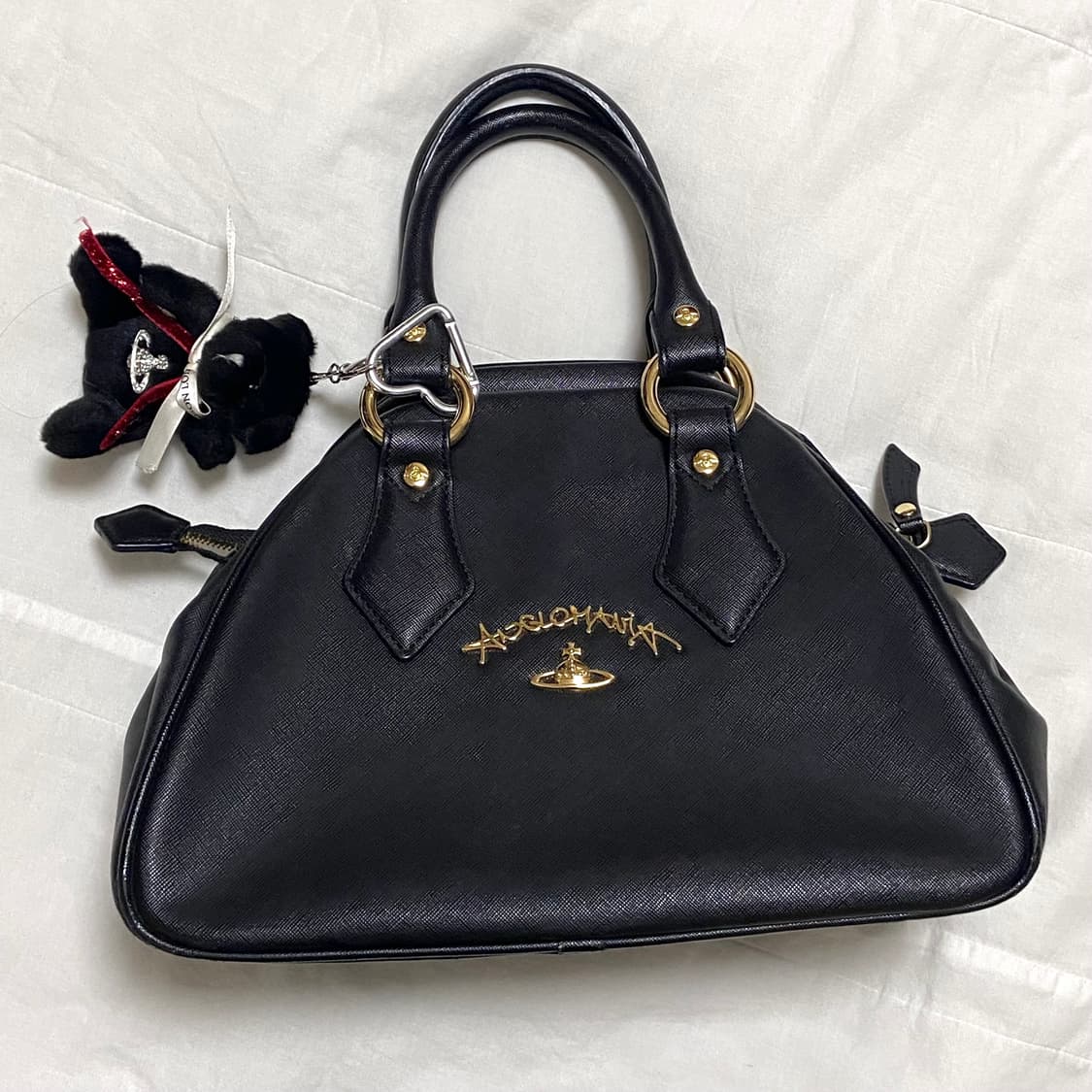비비안웨스트우드 블랙 금장 토트백 상품이미지2