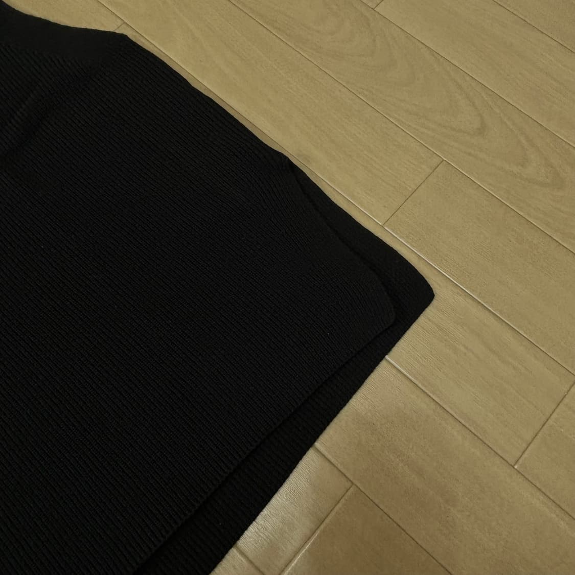 무인양품 형태가 유지되는 V넥 베스트 (새상품) 상품이미지4