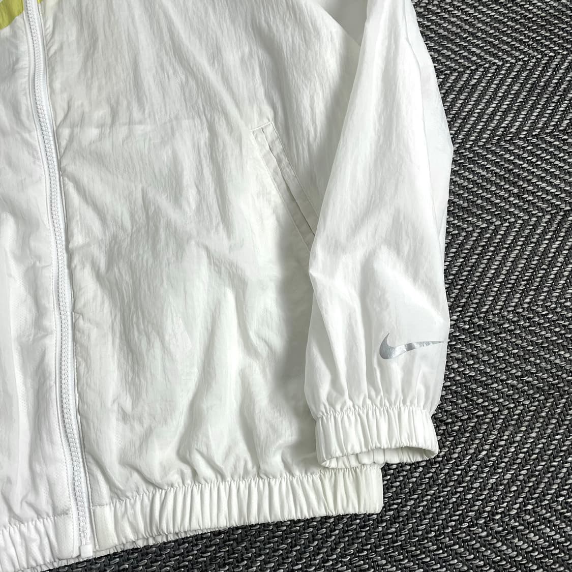 나이키 빅스우시 나일론 우븐 바람막이y 2865 상품이미지3