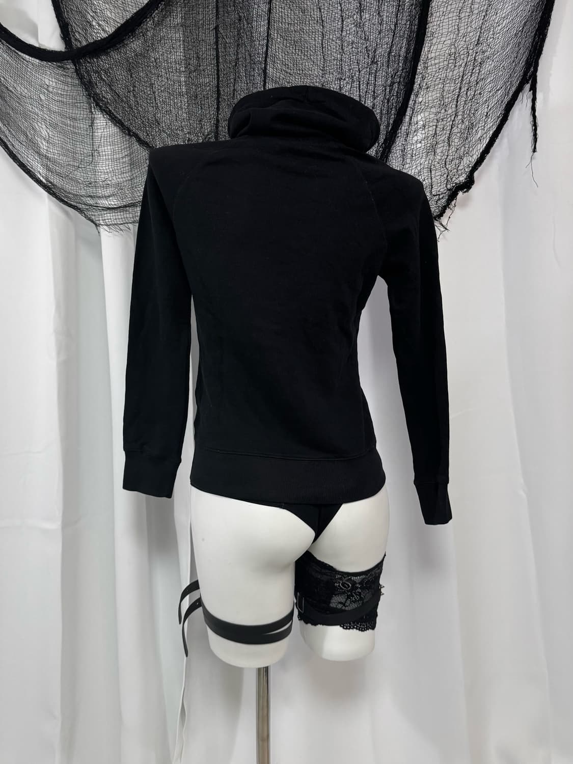 black high neck zip up 상품이미지4