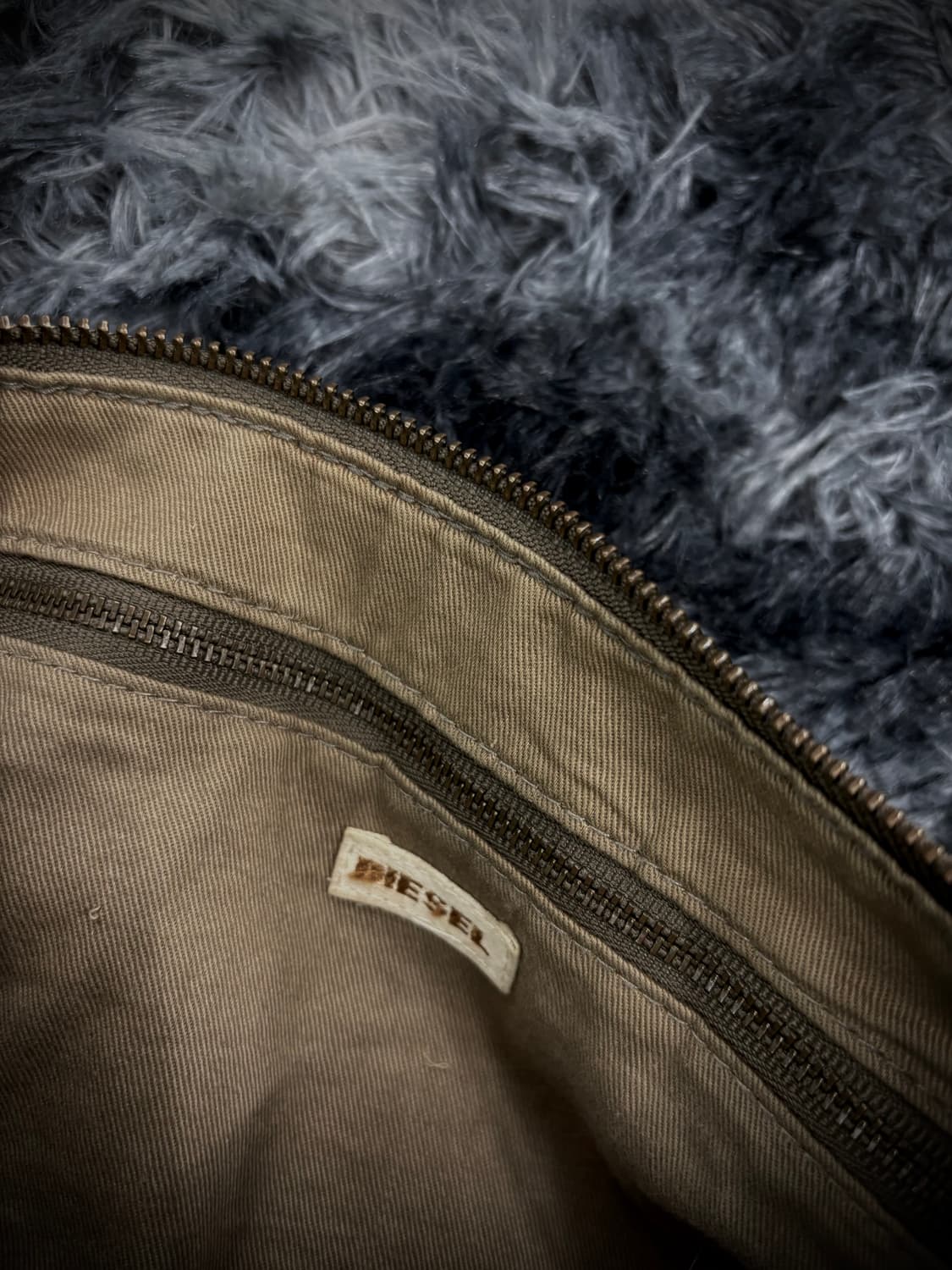 Diesel 아카이브 베이지 금장 크로스백 상품이미지8