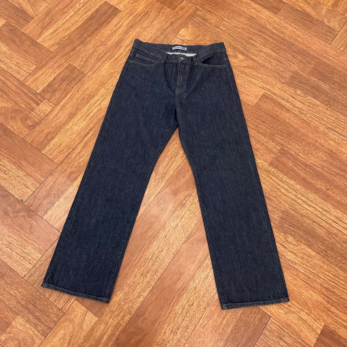 유니클로 JW앤더슨 우먼 스트레이트 데님팬츠  상품이미지2