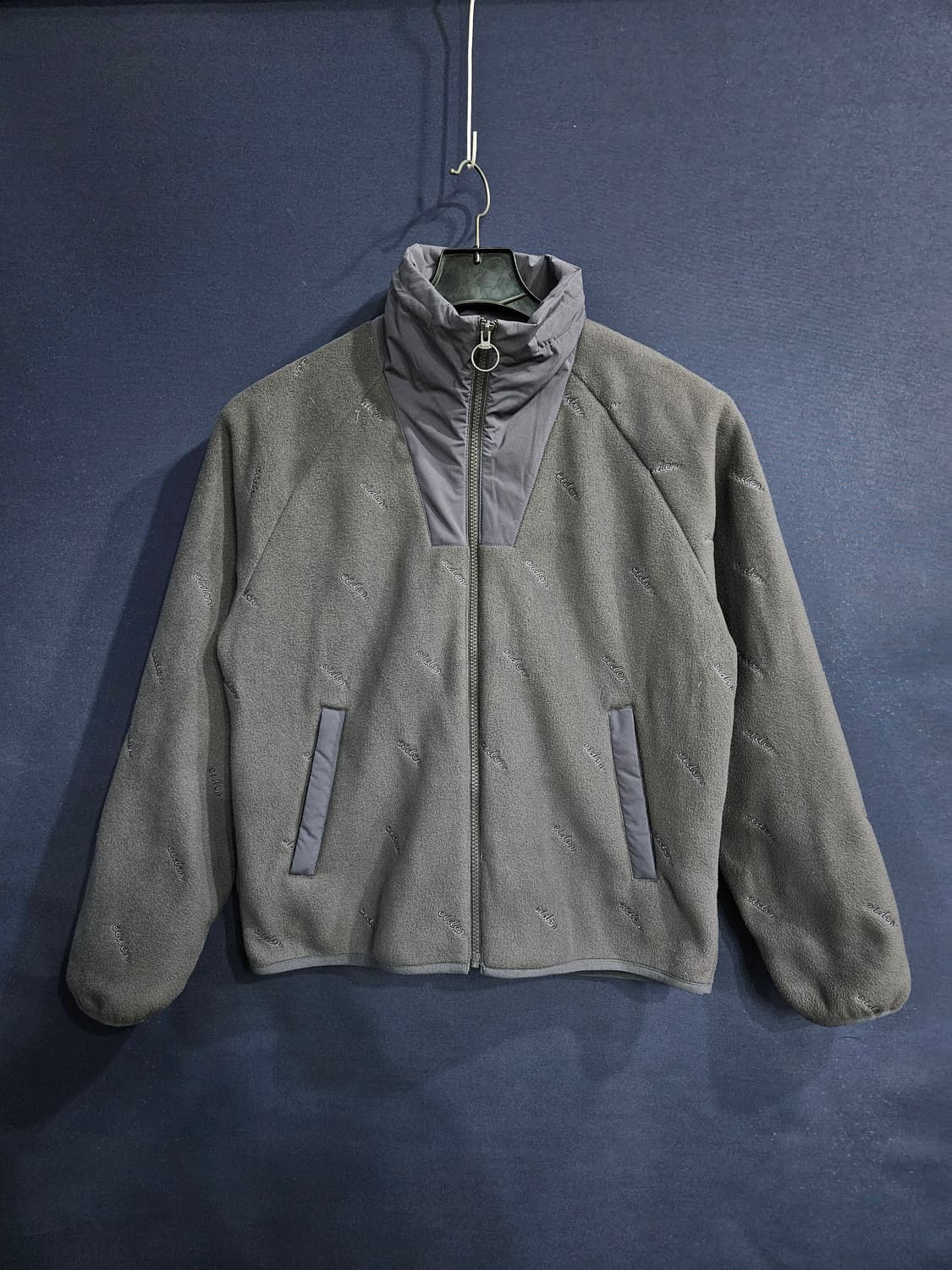 아이더 자수 로고패턴 그레이 남성 100 기모 집업자켓  상품이미지1