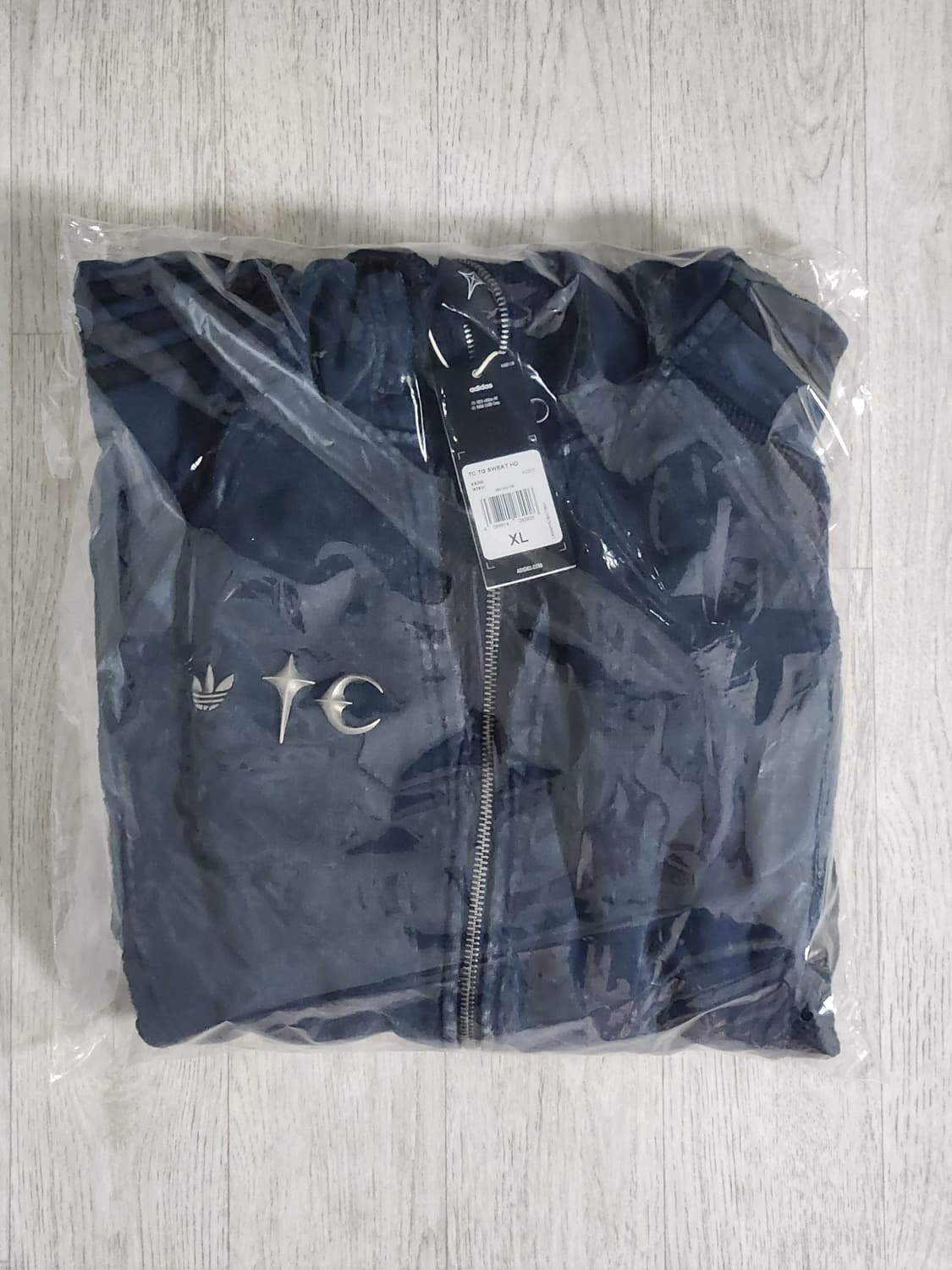 (미개봉) 아디다스 × 떠그 클럽 후드 집업 상품이미지1