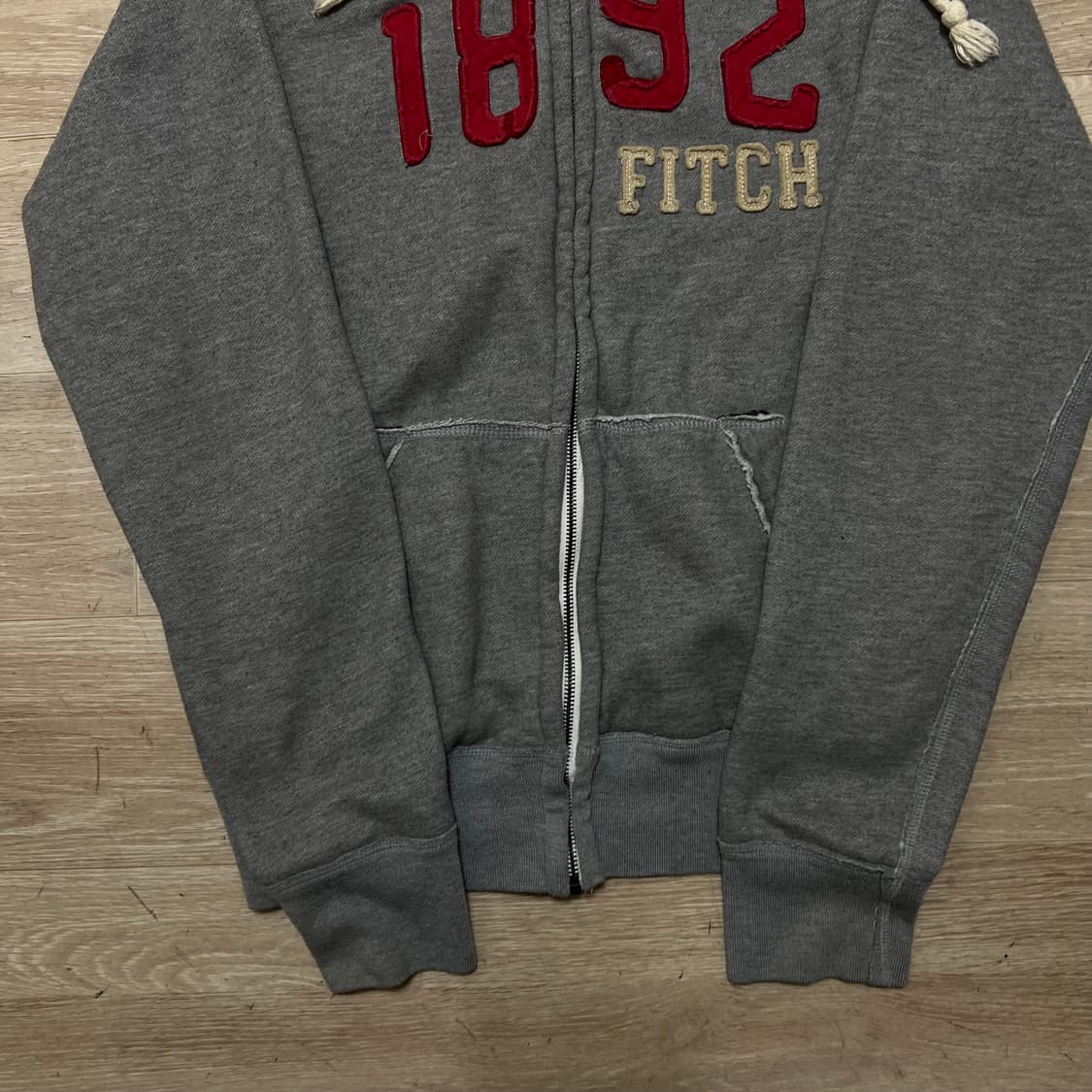 아베크롬비 앤 피치 자수 빅로고 기모 후드집업 [그레이] L/100 상품이미지3