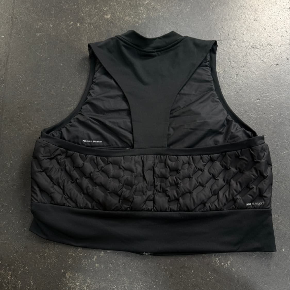 105 나이키 우먼스 에어로로프트 런닝 베스트  상품이미지5