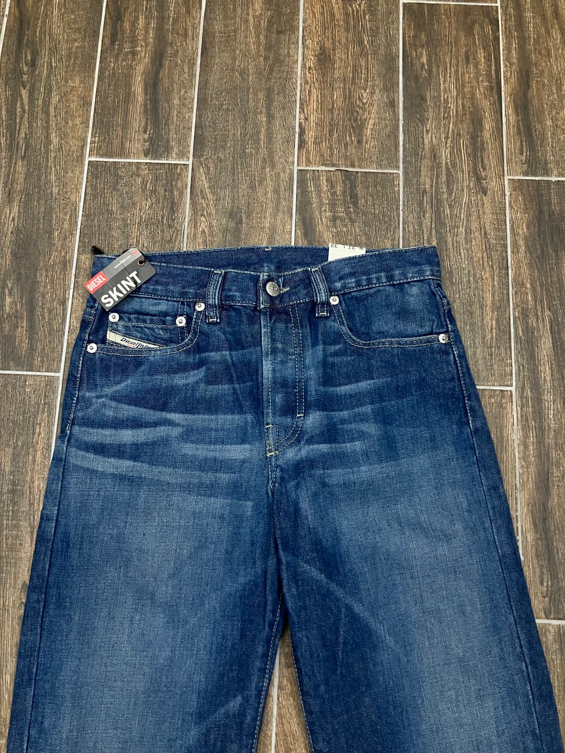 27 x 32 디젤 스트레이트 핏 데님팬츠 상품이미지4