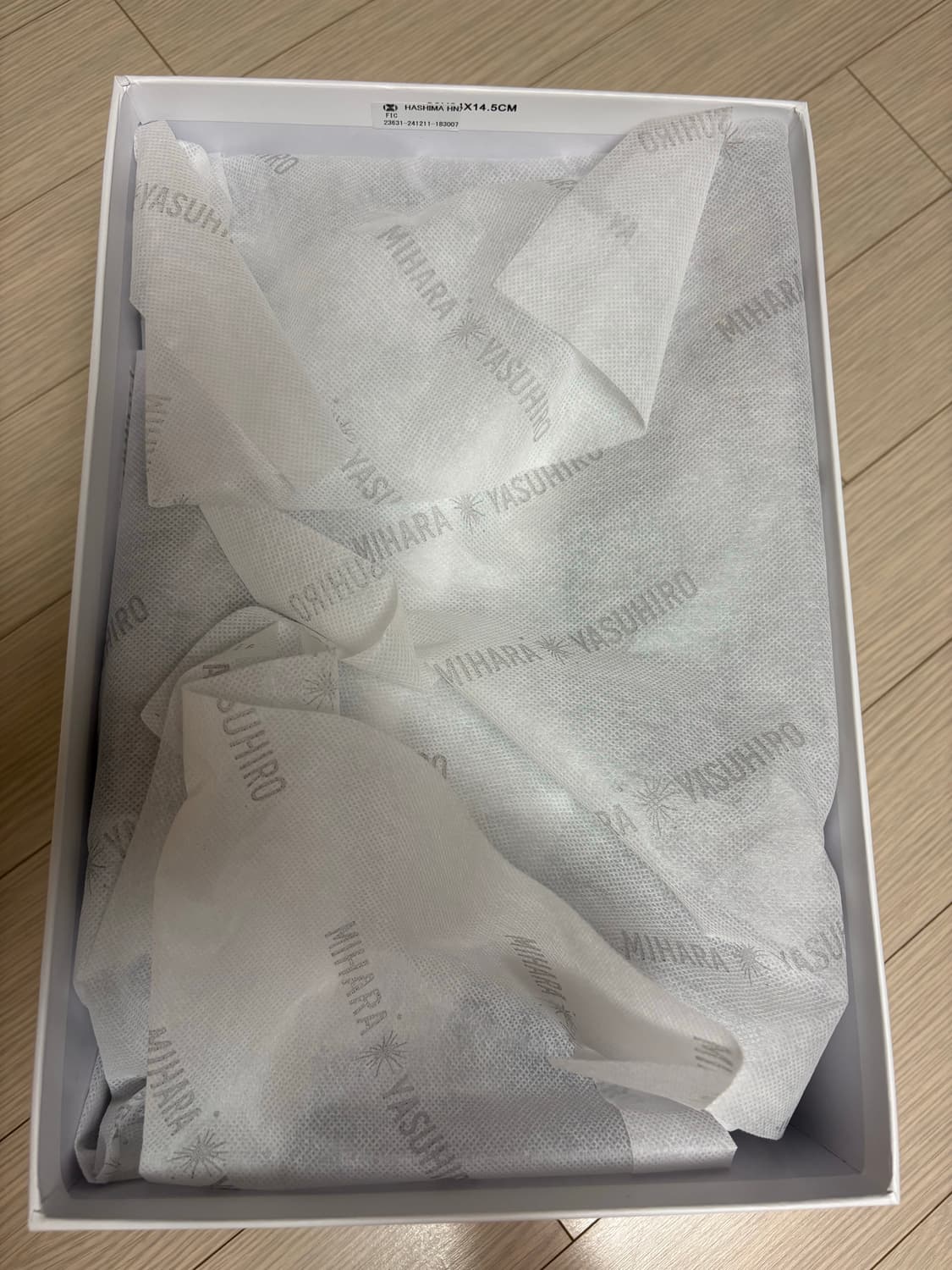 미하라 야스히로 페인팅 스니커즈 42사이즈 새제품 상품이미지6