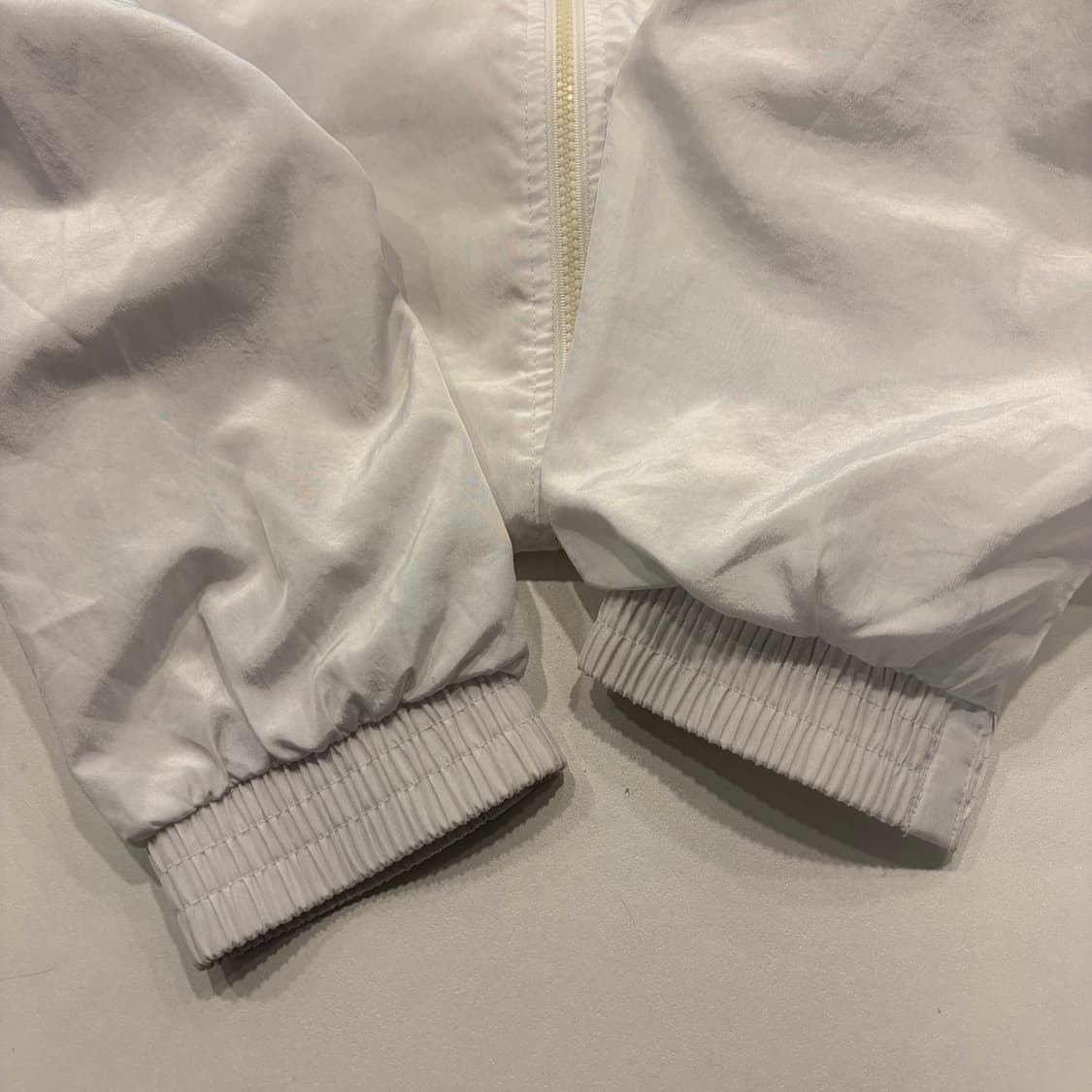 [105] 아식스 올드스쿨 빈티지 흰색 바람막이 자켓 B272 상품이미지8