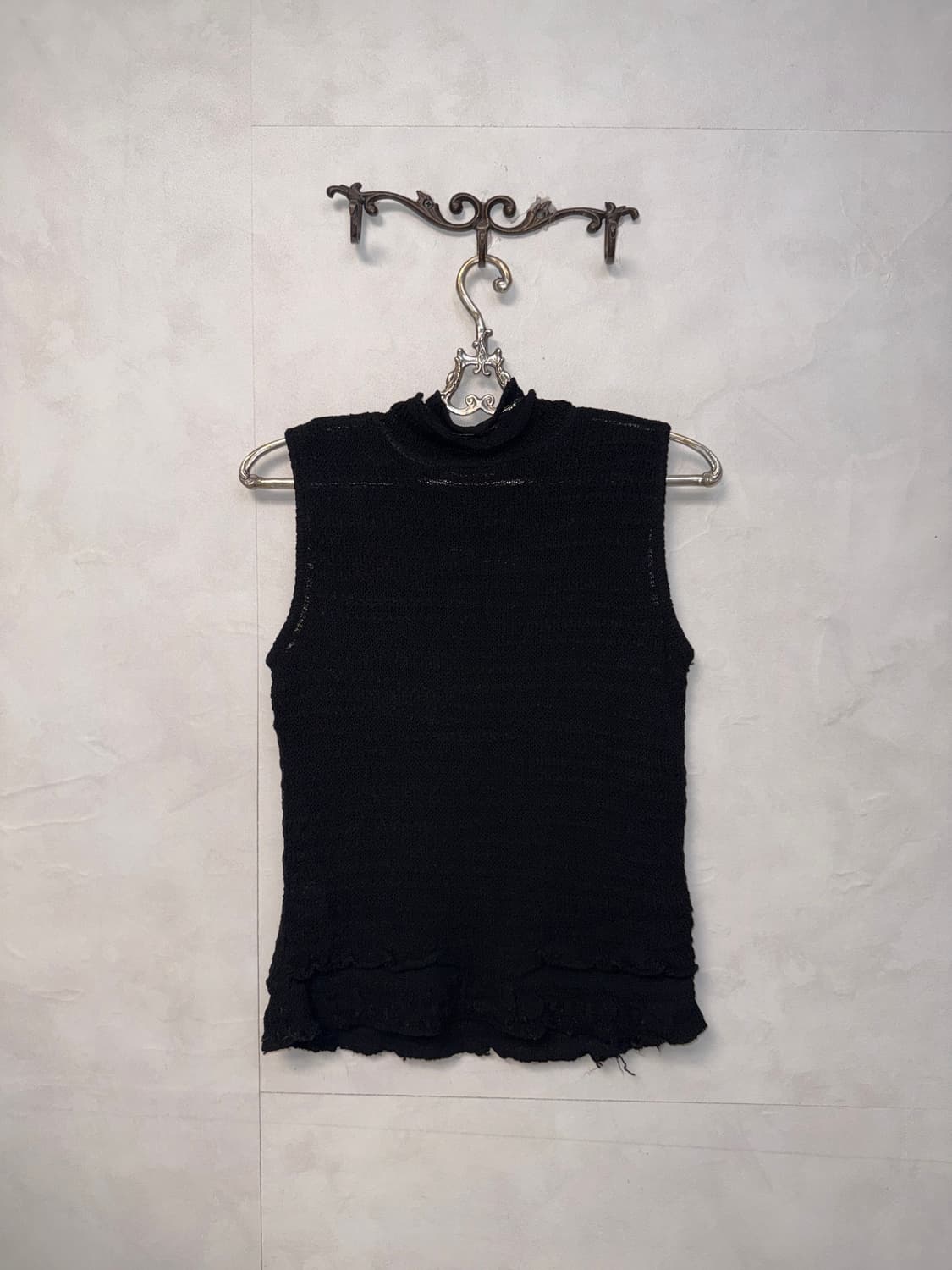 Black grunge damaged turtle neck 슬리브리스 상품이미지6