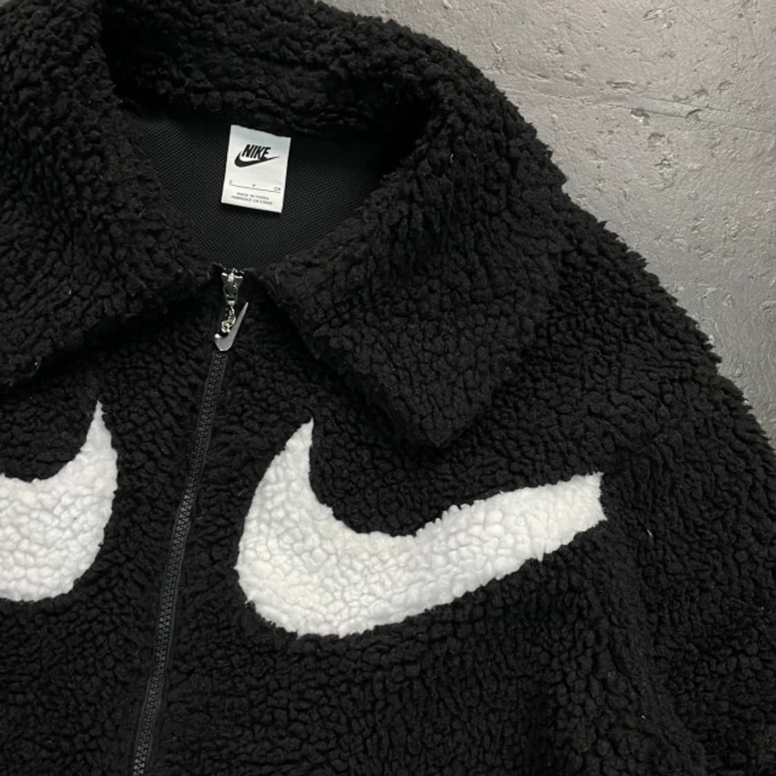 나이키 더블 스우시 뽀글이 자켓  상품이미지2