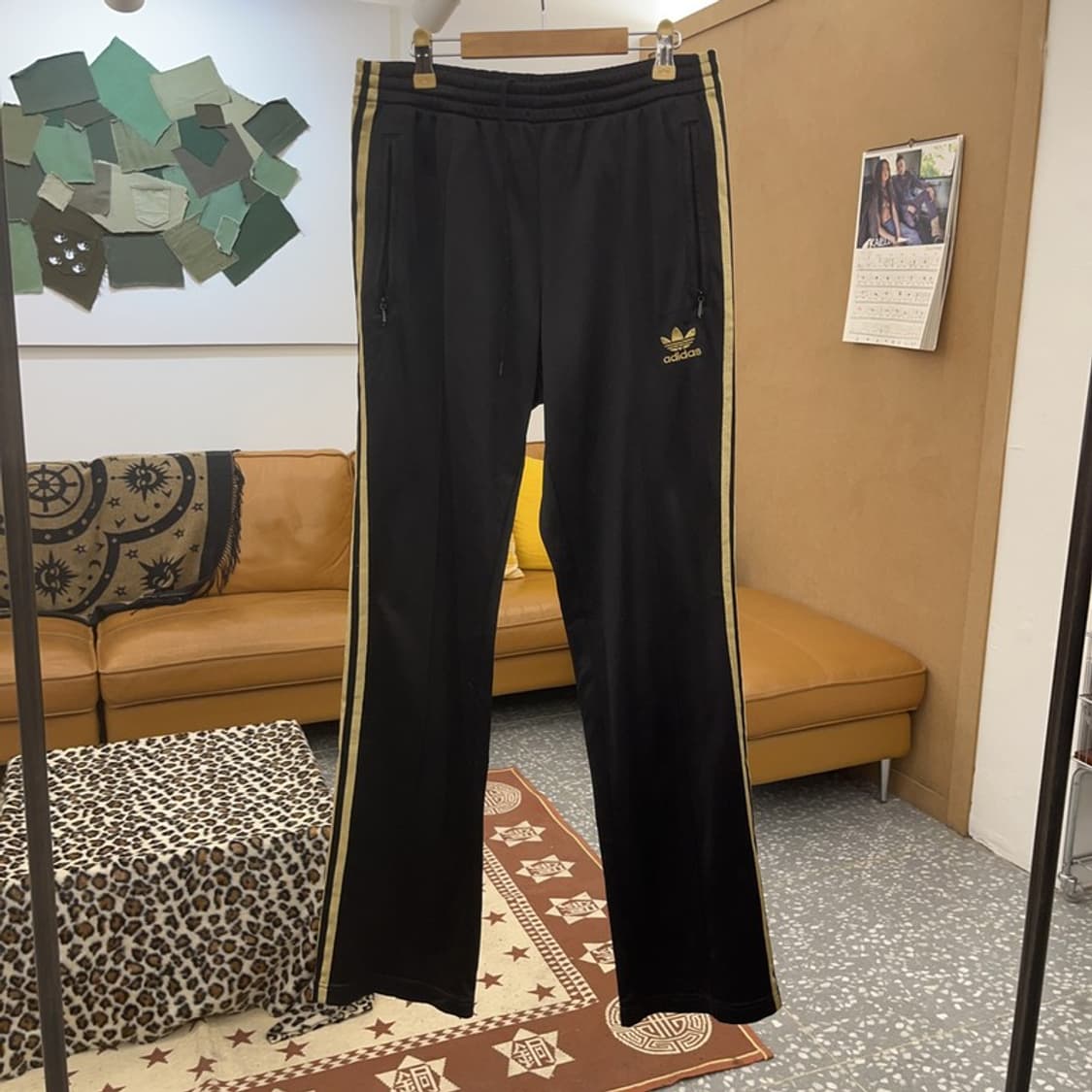 아디다스 올드스쿨 슈퍼스타 검골 트랙팬츠 100 C09319 상품이미지3