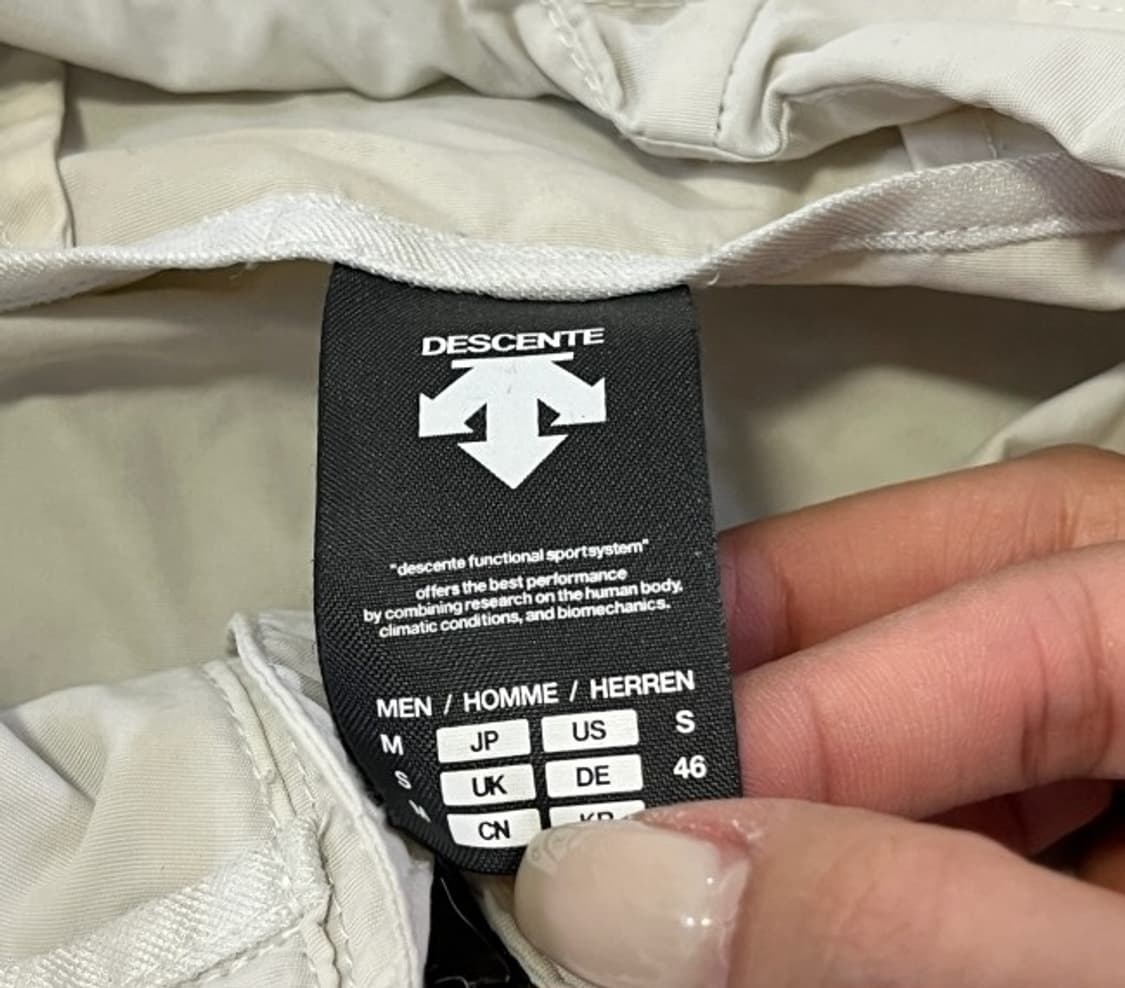 데상트 바람막이 아노락 95/M 상품이미지4