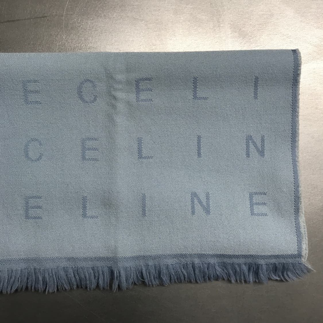 셀린느 로고 머플러 상품이미지3