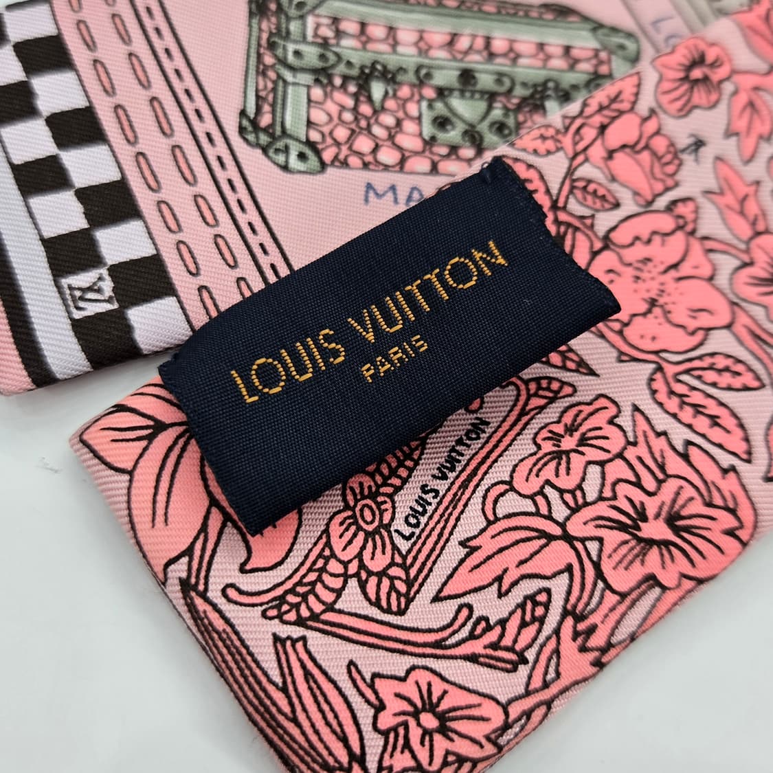 루이비통 주 드 루이 BB 방도 스카프 상품이미지5