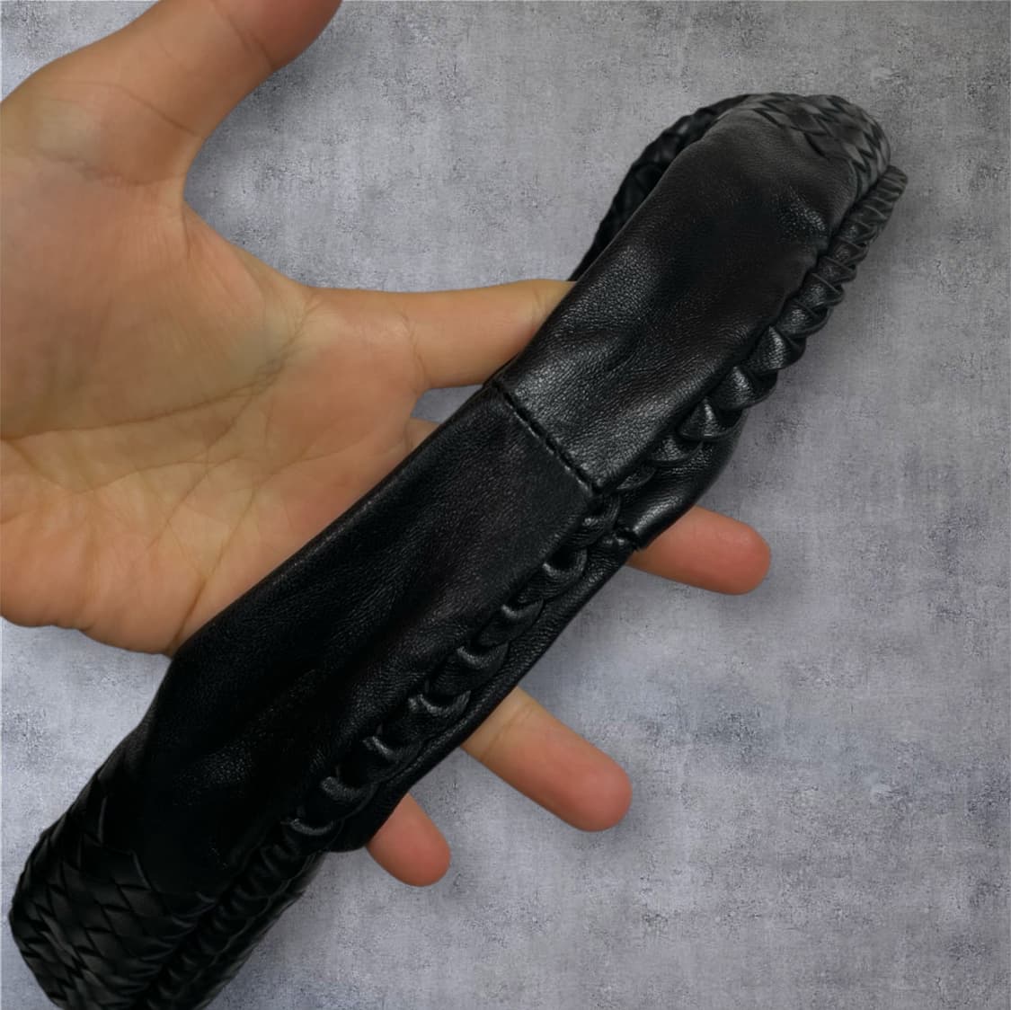 보테가베네타 Bottega Veneta 블랙 인트레치아토 호보 숄더백 상품이미지2