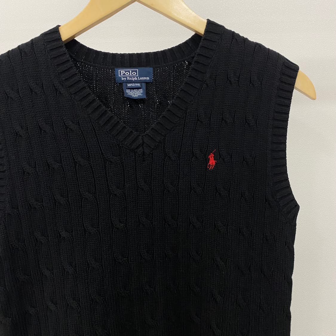 폴로 랄프로렌 케이블 니트 조끼 블랙 상품이미지3