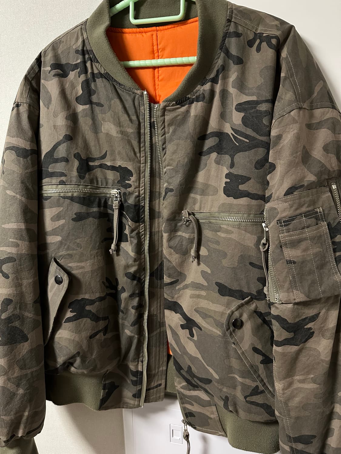 그레일드 멀티 지퍼 봄버 카모 상품이미지1