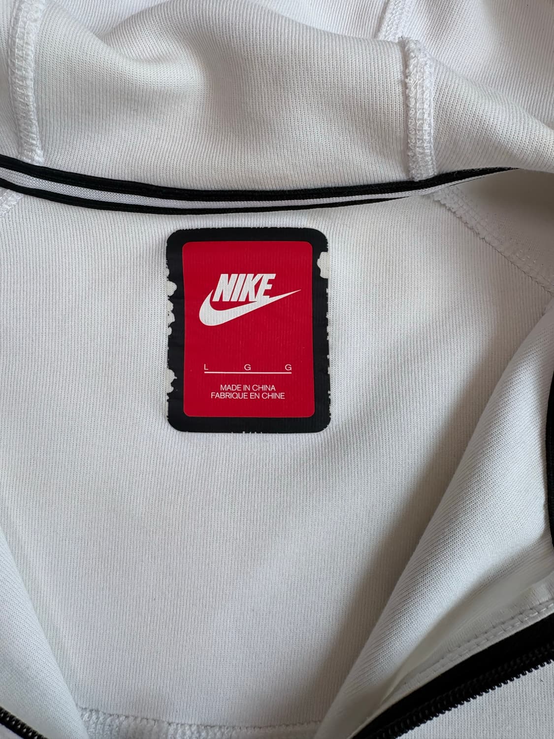 나이키 화이트 테크 플리스 상품이미지2