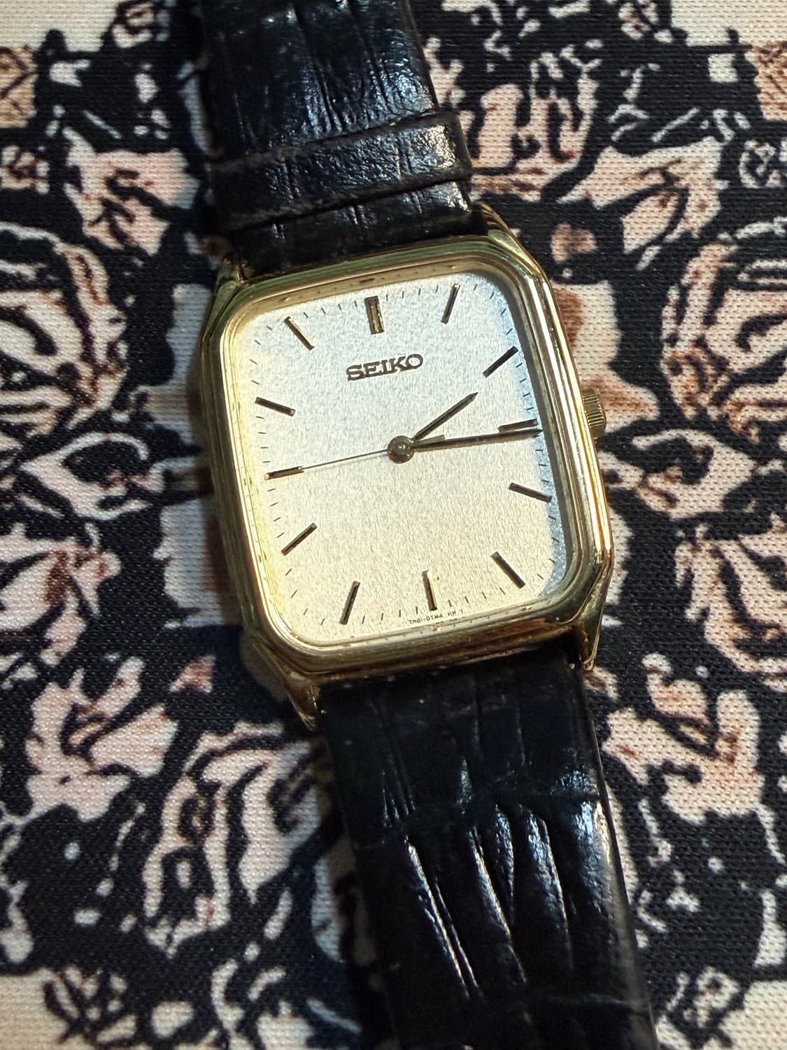 SEIKO 빈티지 쿼츠 시계 상품이미지2