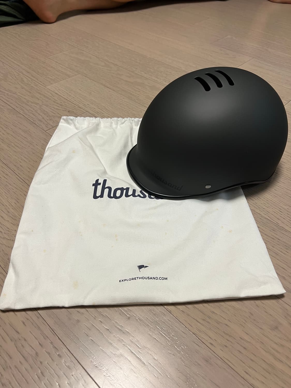 따우전드 블랙 무광 헬멧 M사이즈  상품이미지2