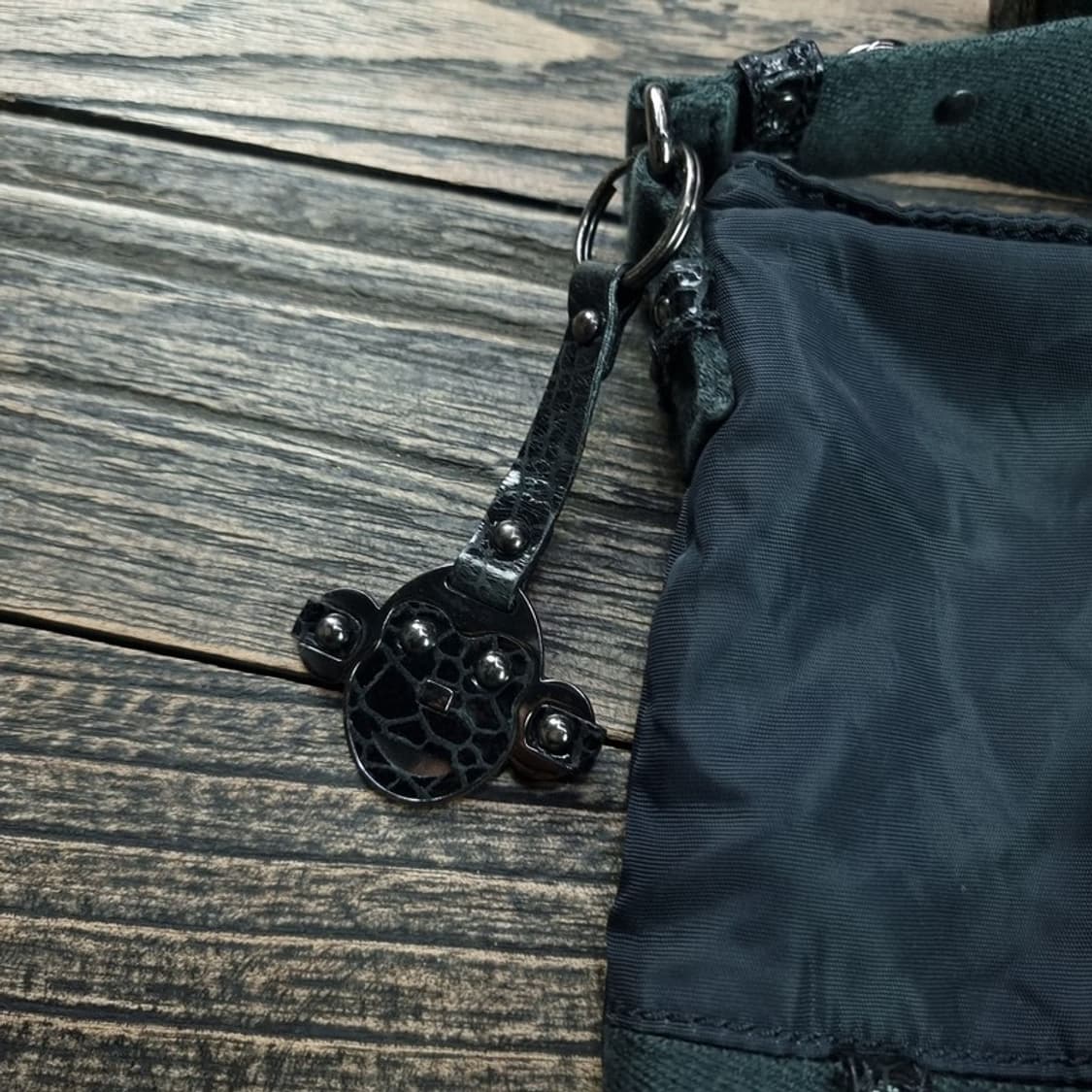 [키플링] Y2K 빈티지 에나멜 레더 도킹 나일론 숄더백 M20054 상품이미지5