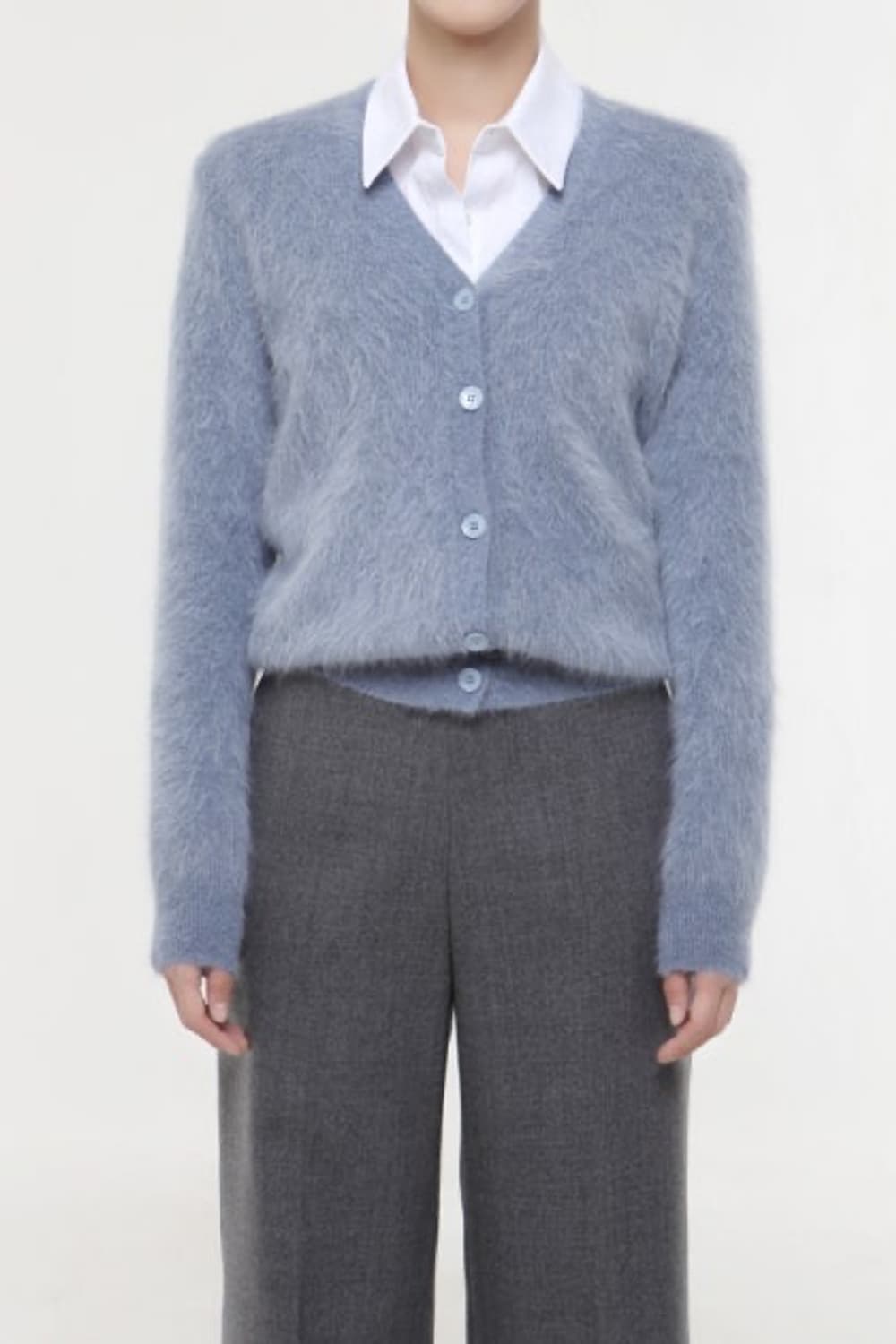 블러썸에이치컴퍼니 블러썸 앙고라 브이넥 스카이 가디건 니트 F 상품이미지1