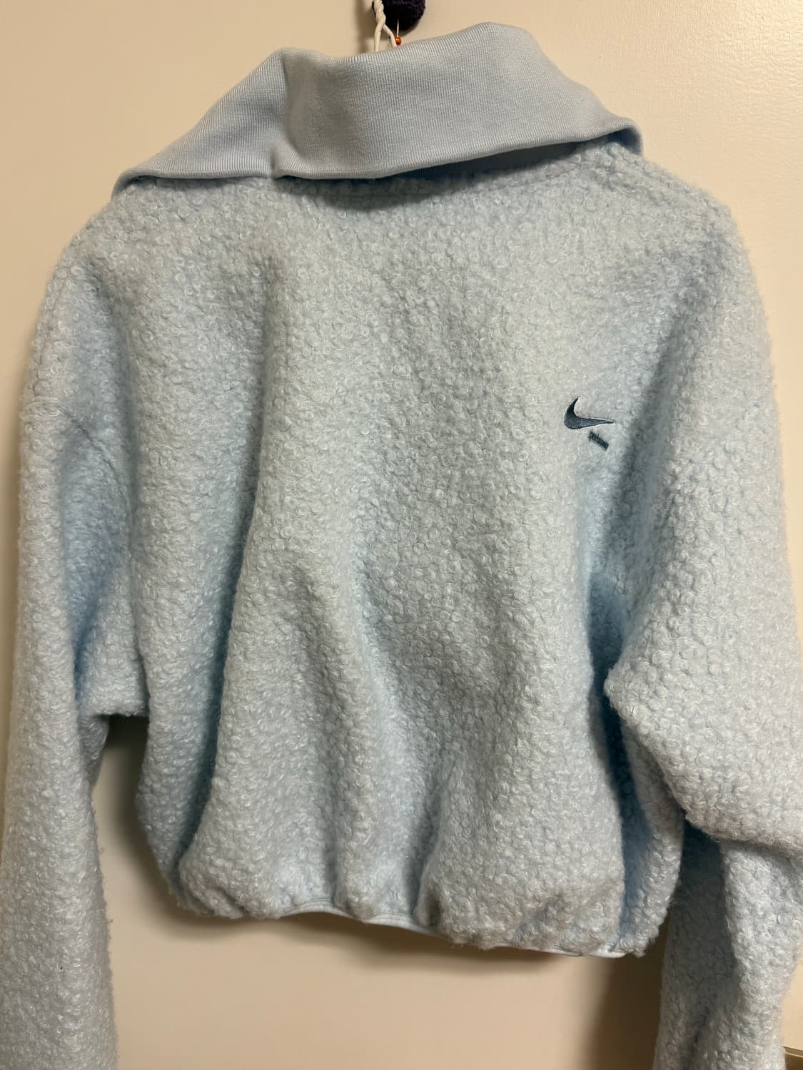 나이키 하늘색 크롭 후리스 상품이미지3