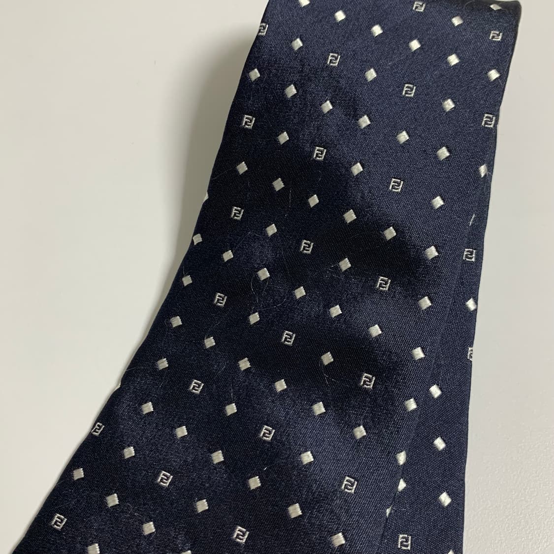 펜디(FENDI) FF모노그램 명품넥타이 신형라벨 진남색컬러 8.9cm 상품이미지10