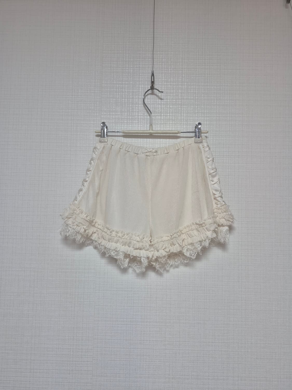 Language 샘플 히메갸루 오프화이트 스카팡 상품이미지1