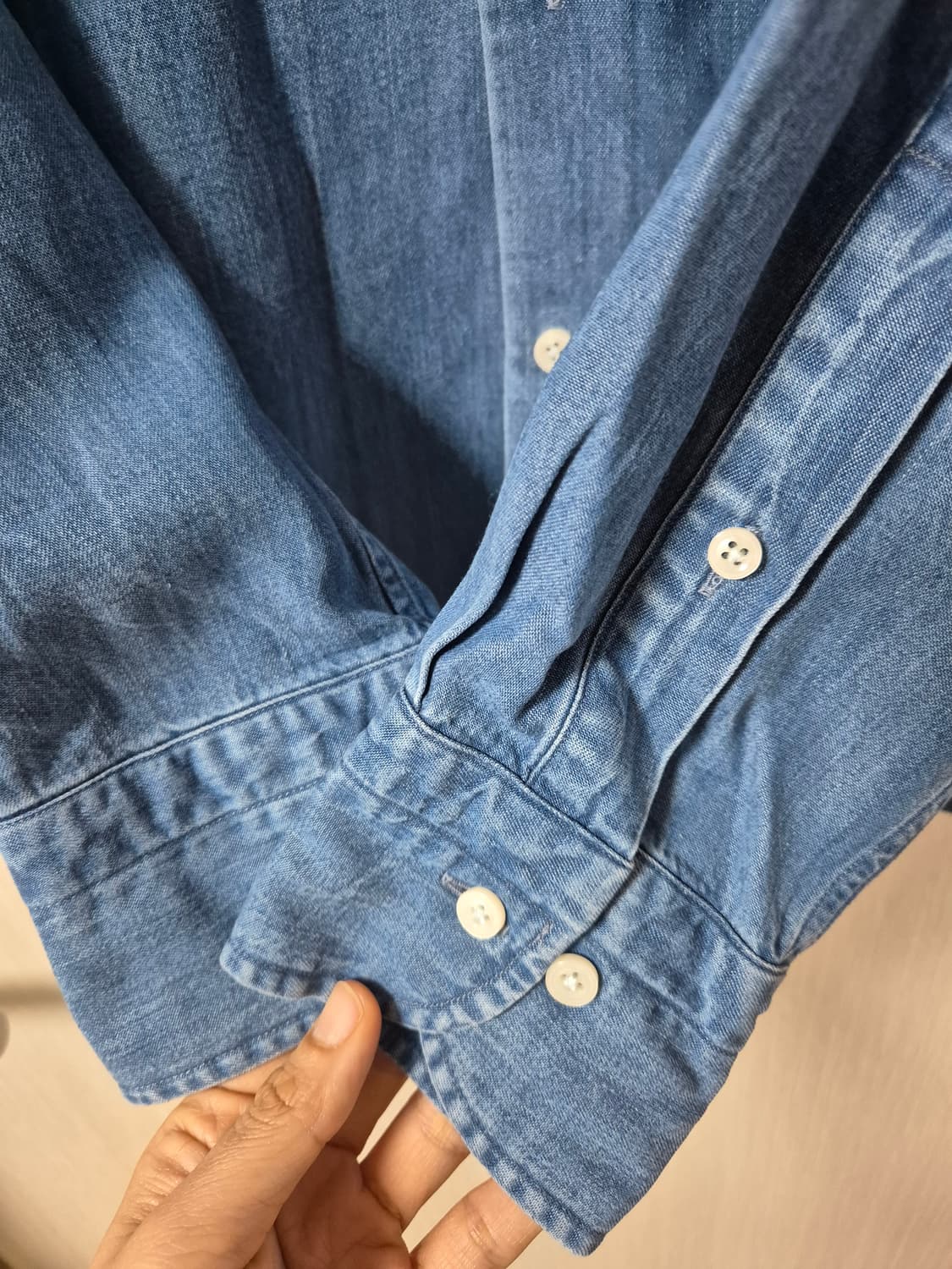 (23년) 수트서플라이 SUITSUPPLY 리오셀 데님 셔츠  남성 39 상품이미지7