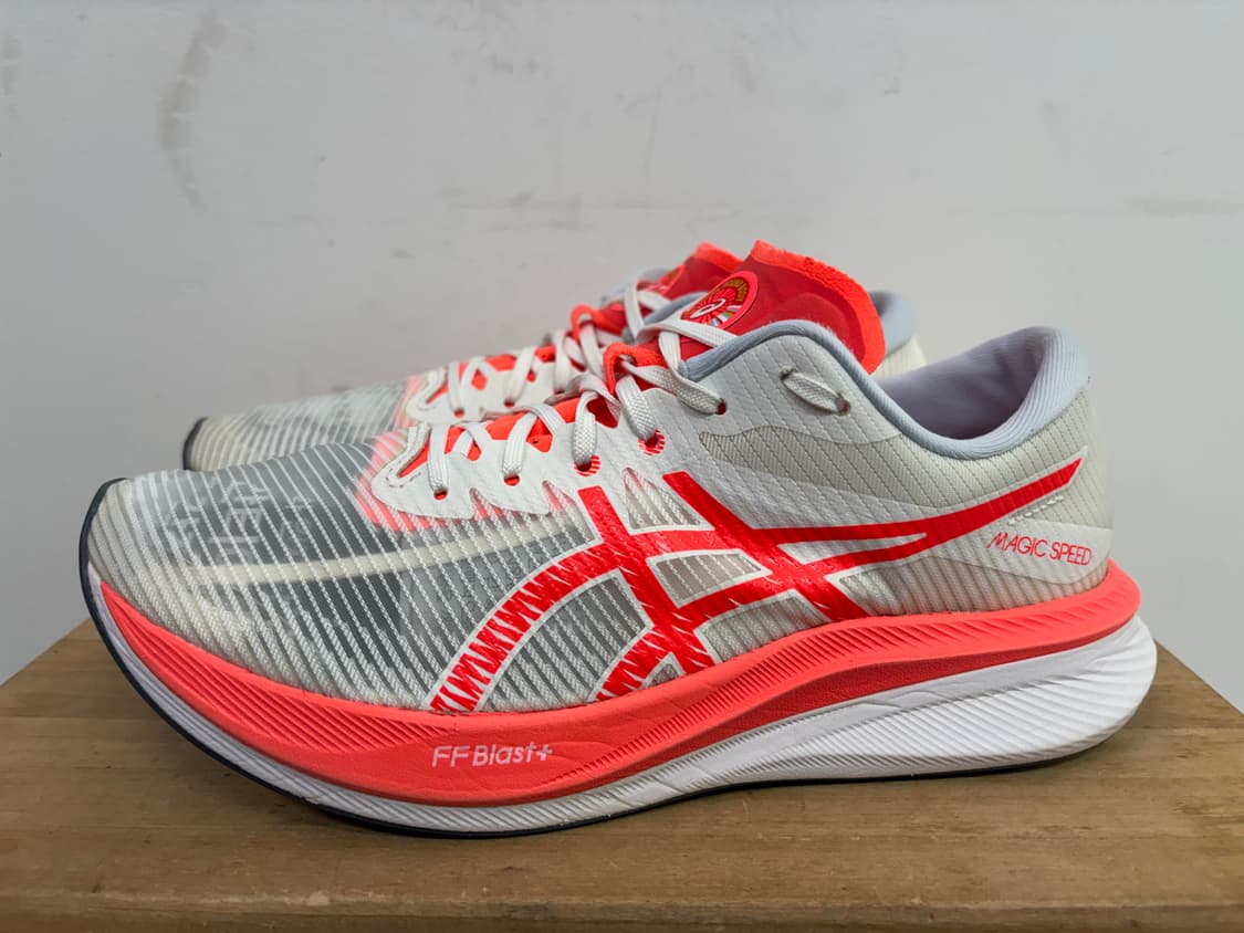아식스 매직 스피드 런닝화 265 상품이미지2