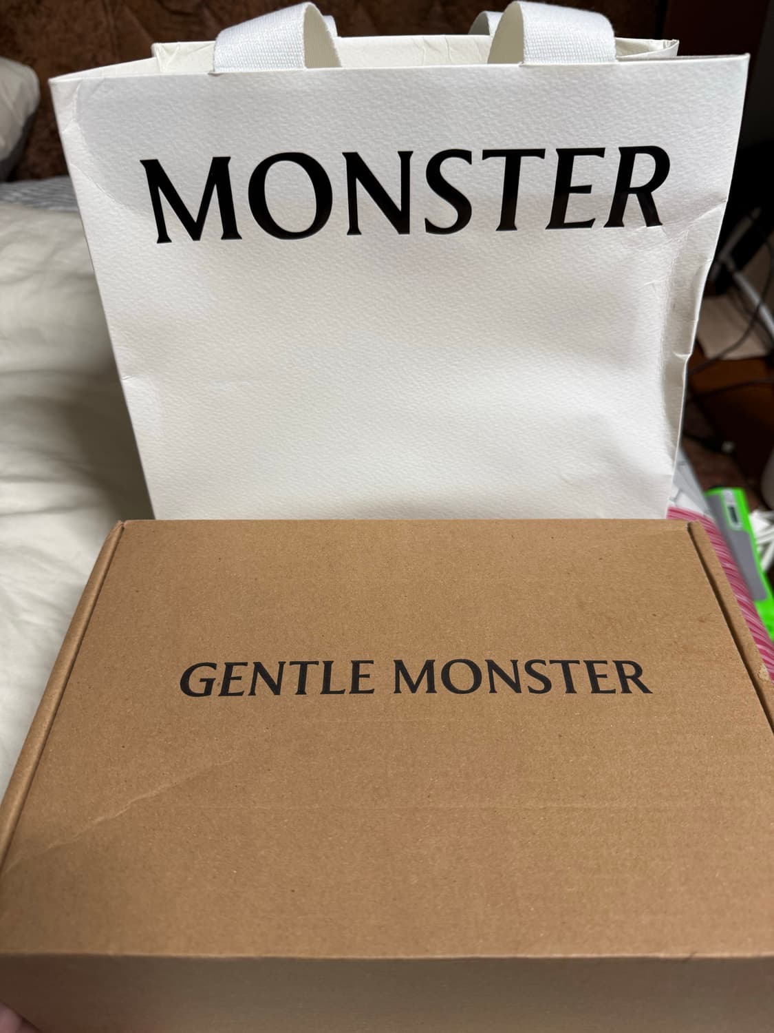 젠틀몬스터 카밀 팝니다. 상품이미지3