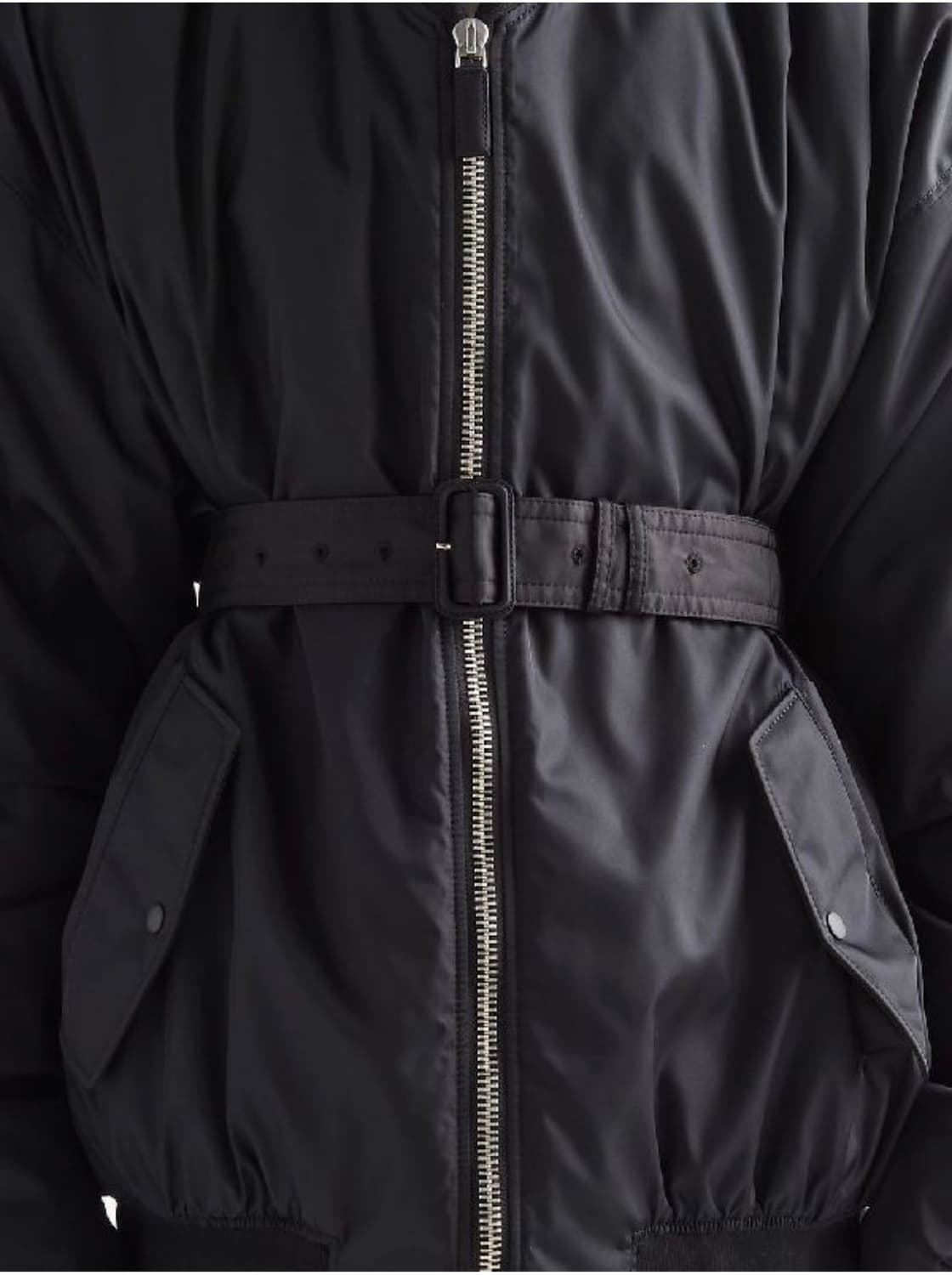 프라다 / 리나일론 패딩 봄버 자켓 / M 상품이미지4