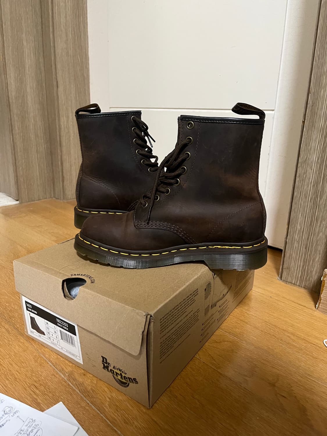 닥터마틴 1460 크레이지호스 UK5 (245-250추천) 상품이미지8