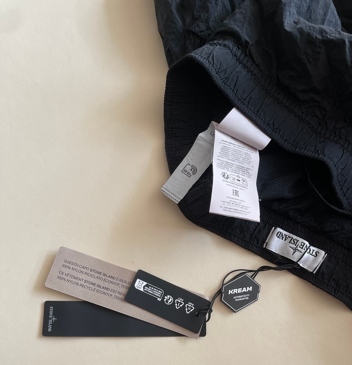 새상품)스톤 아일랜드 브러쉬드 코튼 스위밍 트렁크 블랙 상품이미지5