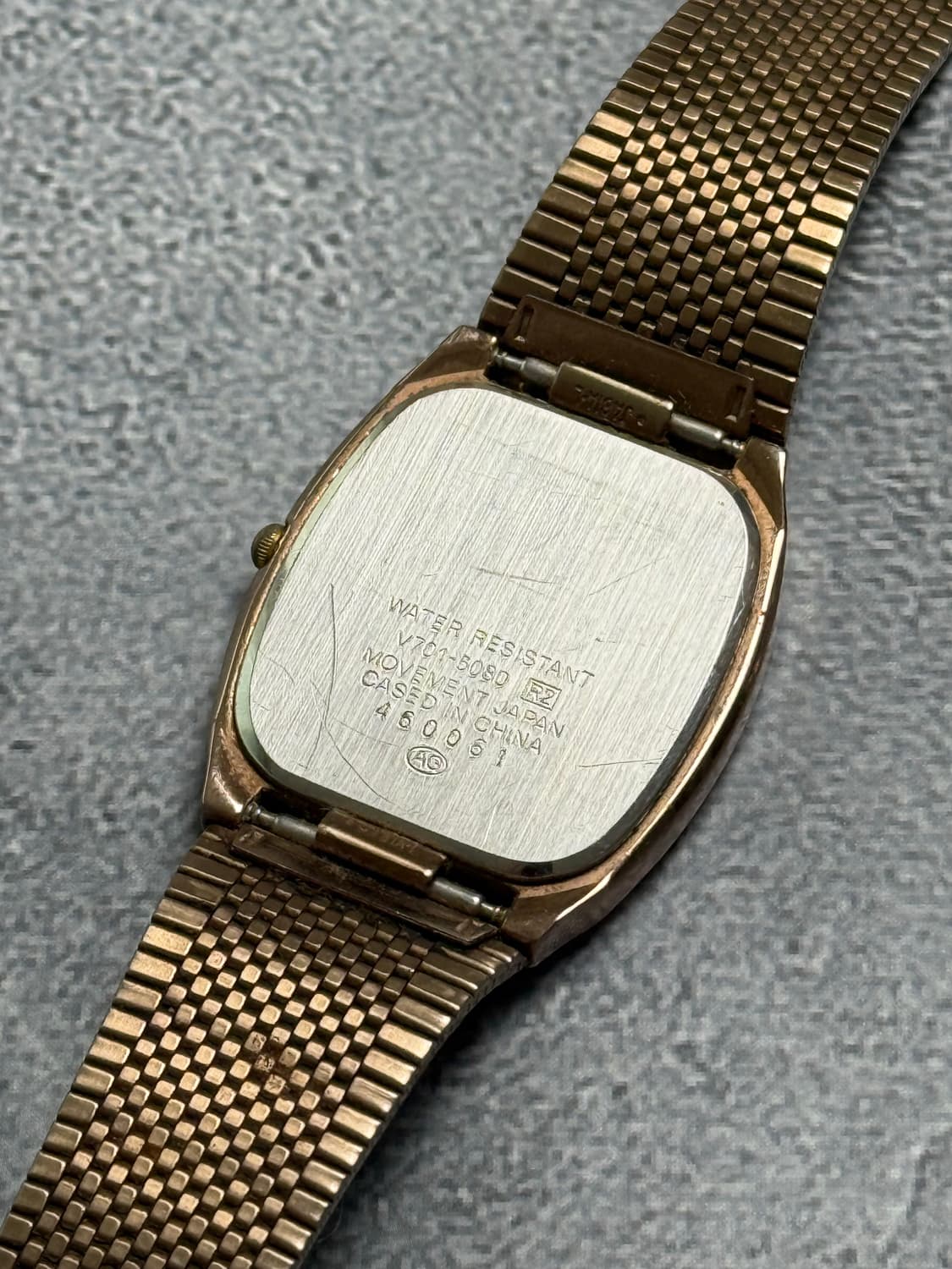 세이코 Seiko ALBA Estate 쿼츠 스퀘어 프로스티드 다이얼  상품이미지5