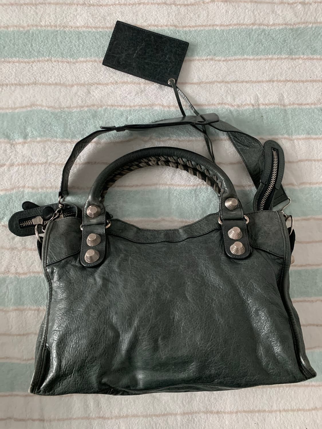 발렌시아가 모터백 상품이미지7