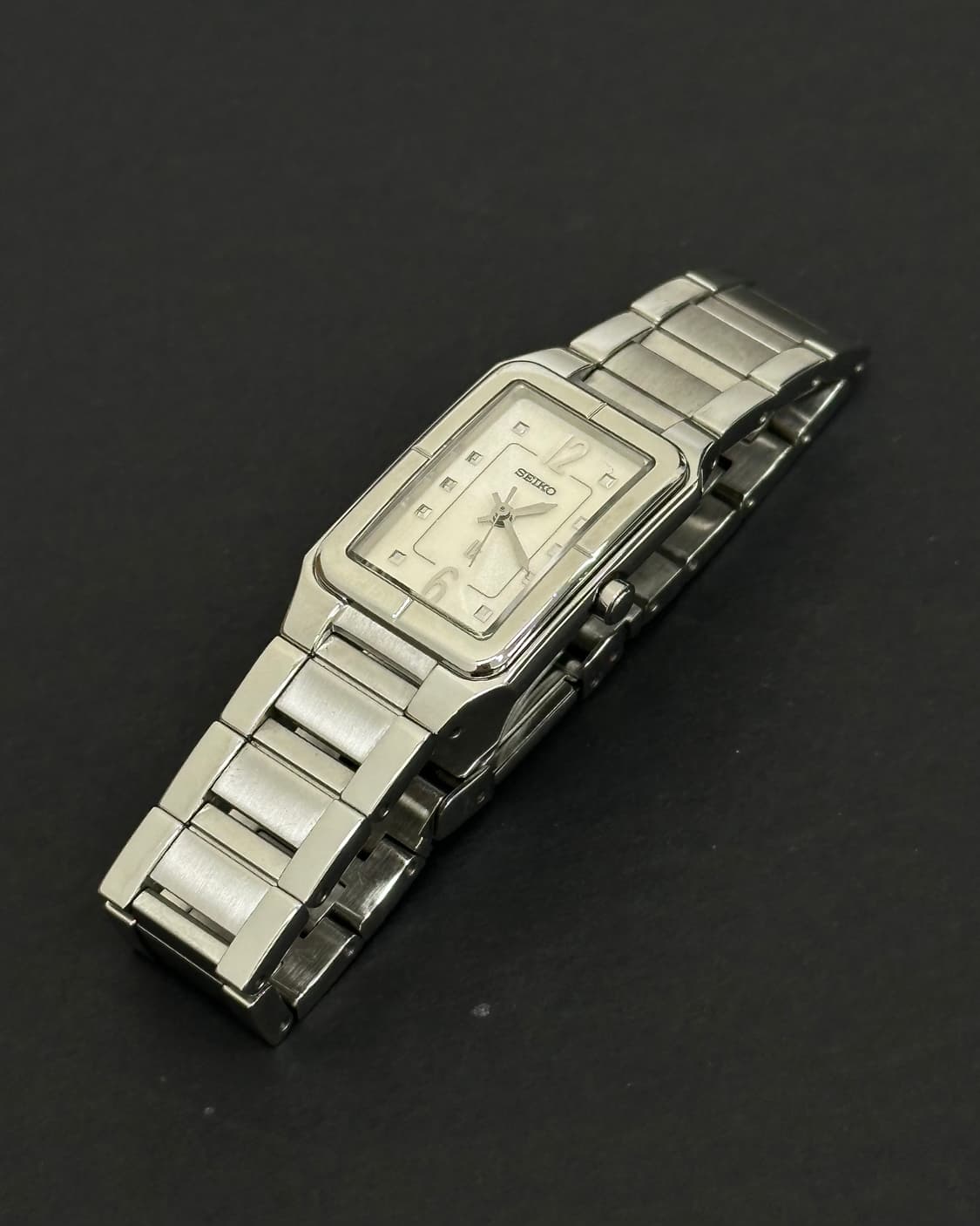 세이코 루키아 렉탱귤러 쿼츠 시계 상품이미지4