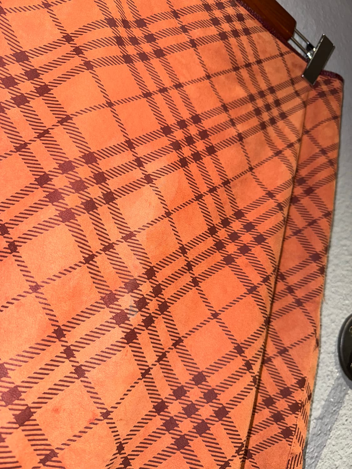 버버리 노바체크 스웨이드 스커트  상품이미지9