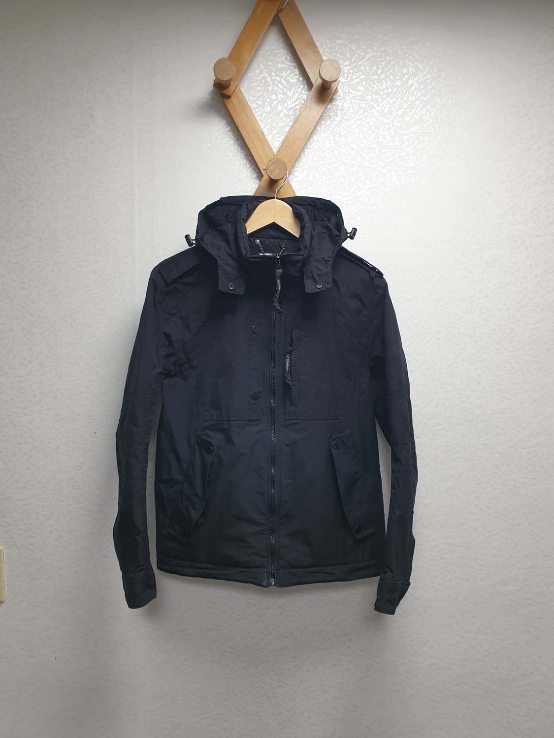 [남100] cp컴퍼니 밀리밀레아 경량패딩 자켓 상품이미지1