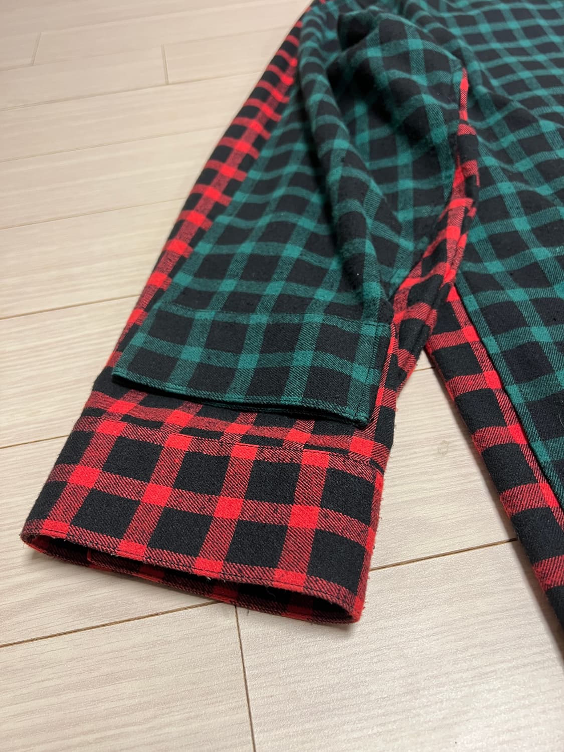 SYSTEM HOMME 19F/W 컬렉션 레이어드 체크 오버핏 셔츠 상품이미지5