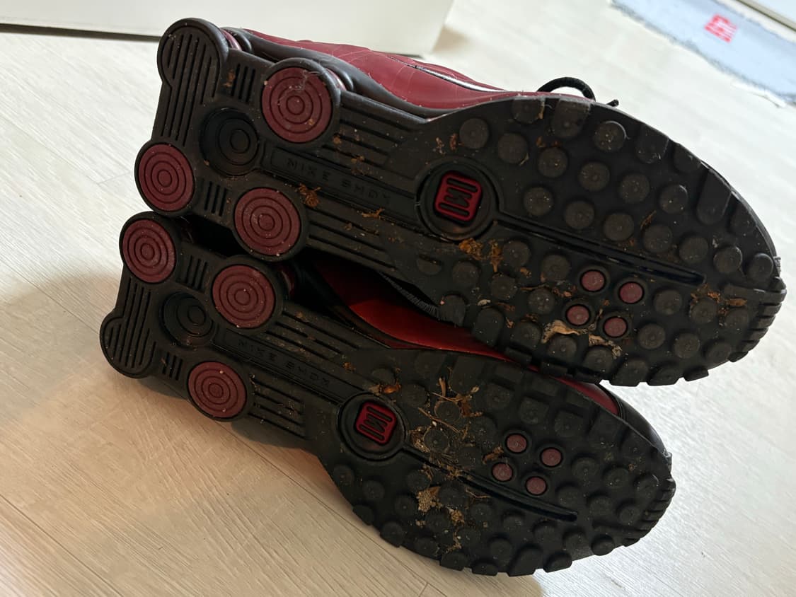 나이키 샥스 R4 블랙 팀 레드245 상품이미지2