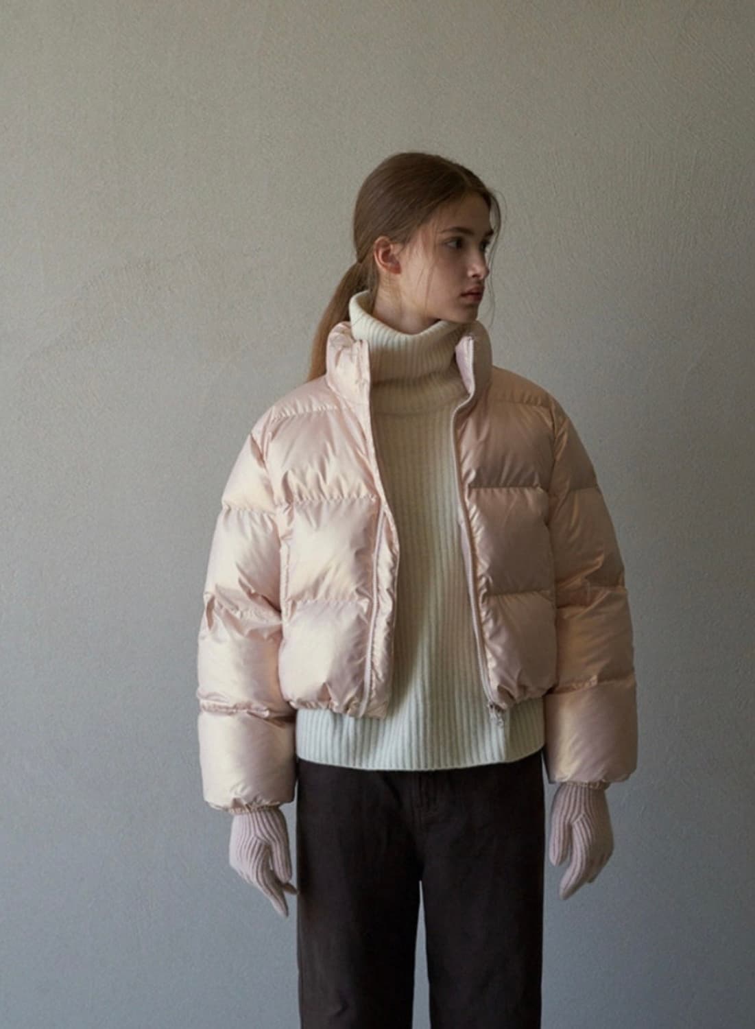 라퍼지포우먼 라퍼지스토어 글로시 크롭 푸퍼 패딩 핑크 상품이미지4