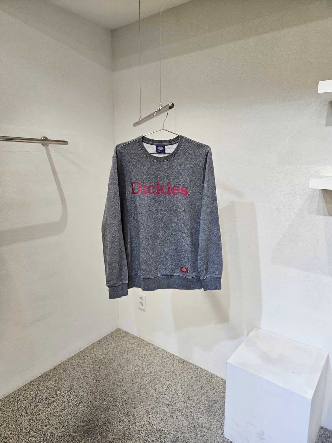 디키즈 로고 맨투맨 상품이미지1